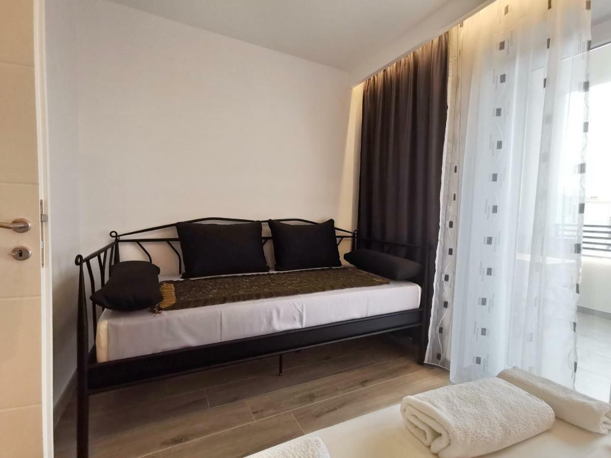 Apartments Tonkita With Jacuzzi Makarska Exterior foto
