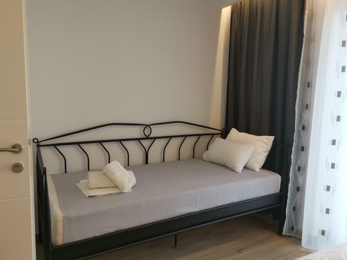 Apartments Tonkita With Jacuzzi Makarska Exterior foto